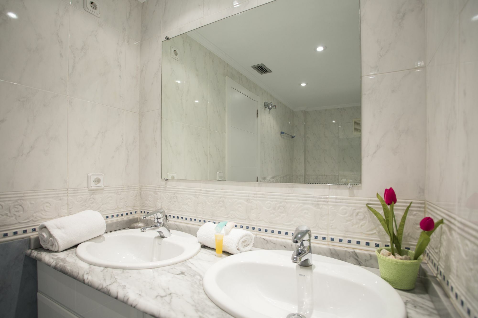 Singularstays Alameda Valencia Exterior photo